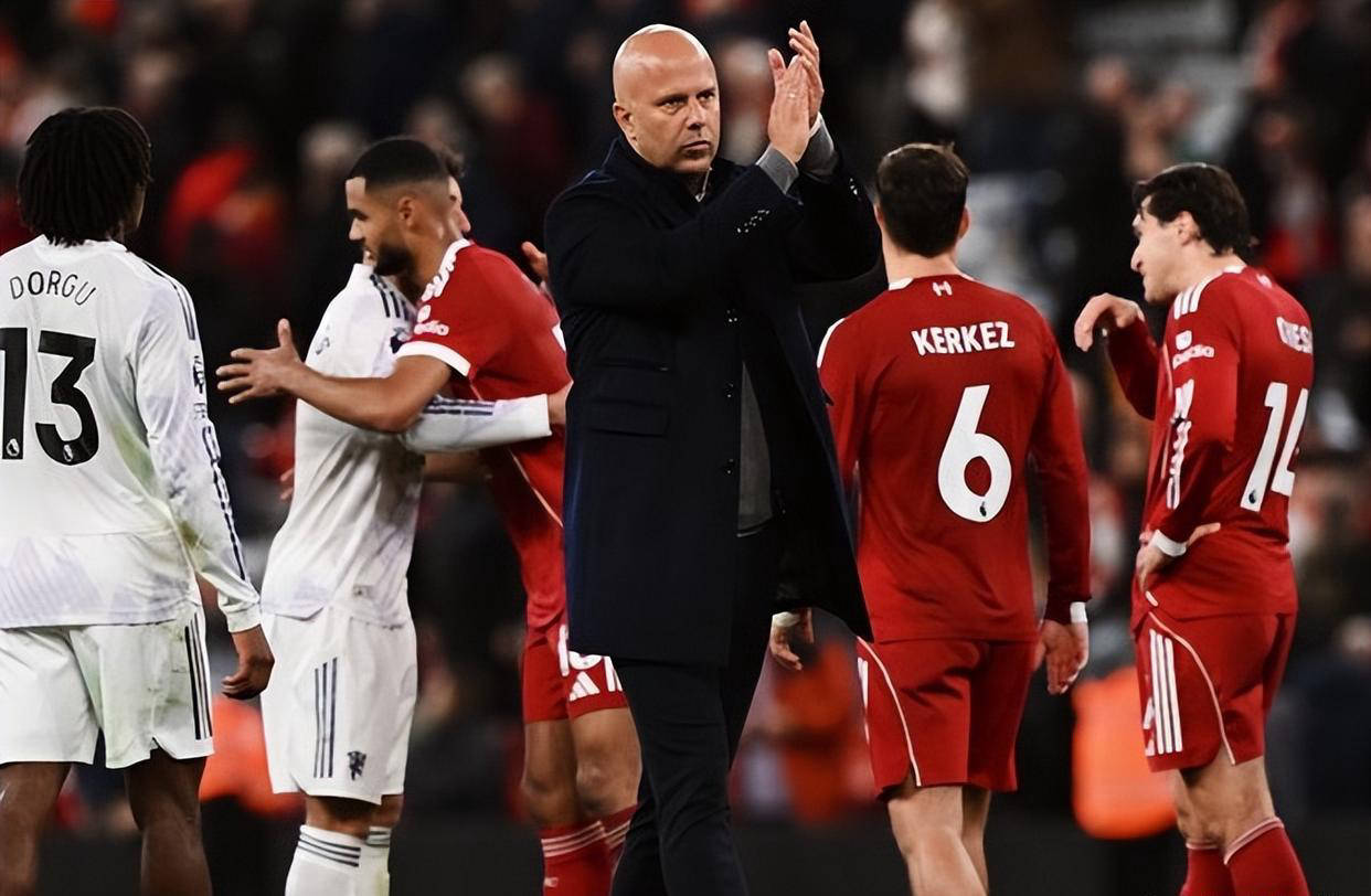 詹俊:萨拉赫状态低迷,不应再首发