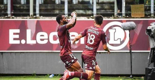 法甲前瞻:里尔 VS 梅斯,北国雄狮的欧战冲刺与石榴军团的保级突围